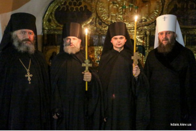 Наш выпускник Виктор Волошин пострижен в монашество с именем Филарет Наш выпускник Виктор Волошин пострижен в монашество с именем Филарет