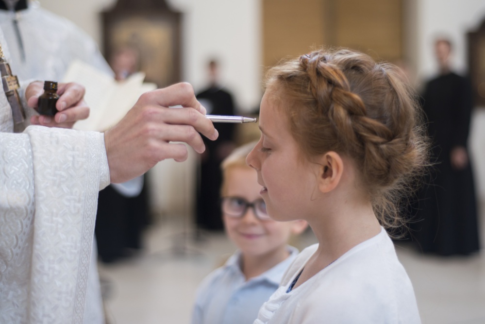 Фотографии миропомазания Флёр и Жака Фотографии миропомазания Флёр и Жака