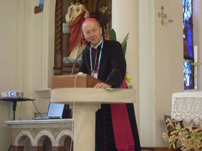 Визит в семинарию епископа г. Эври Визит в семинарию епископа г. Эври