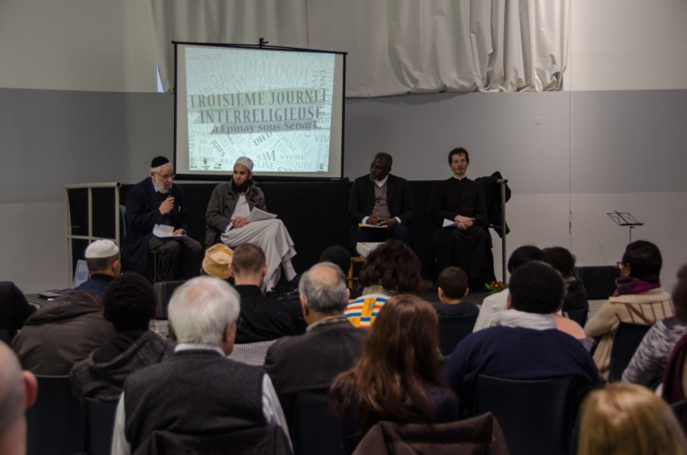 В Эпине-су-Сенар состоялась третья межрелигиозная встреча В Эпине-су-Сенар состоялась третья межрелигиозная встреча