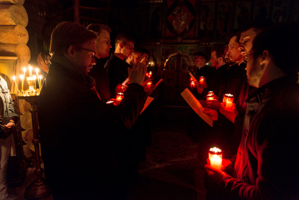 Фоторепортаж о пасхальных богослужениях в нашем Центре Фоторепортаж о пасхальных богослужениях в нашем Центре