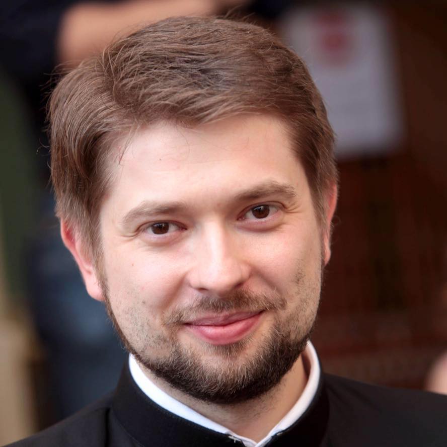 Виктор Смирнов успешно защитил магистерскую диссертацию в Практической школе высших исследований Виктор Смирнов успешно защитил магистерскую диссертацию в Практической школе высших исследований