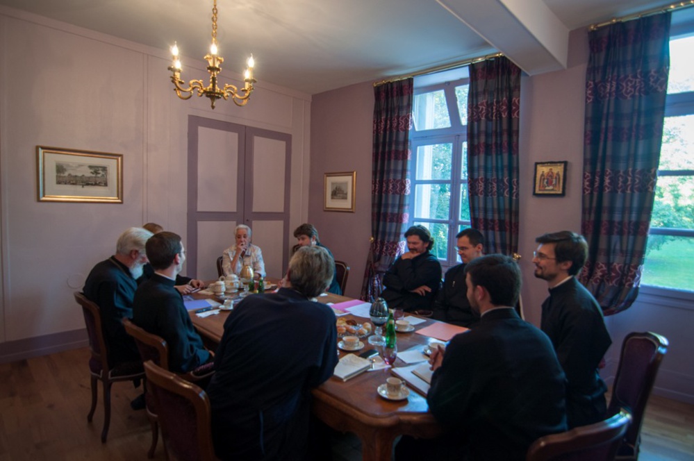 Ученый совет подвел итоги учебного года и избрал нового секретаря Ученый совет подвел итоги учебного года и избрал нового секретаря