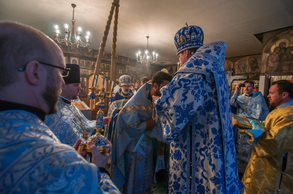 Преподаватель семинарии священник Иоанн Димитров награжден правом ношения набедренника Преподаватель семинарии священник Иоанн Димитров награжден правом ношения набедренника