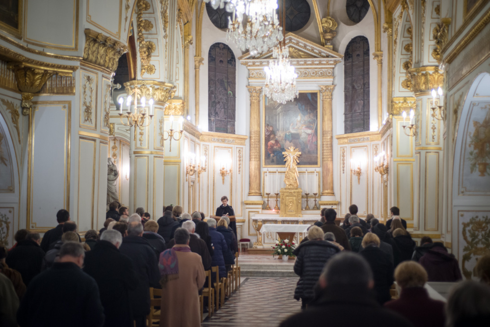 Вечерня в храме св. Медарда в Брюнуа Вечерня в храме св. Медарда в Брюнуа