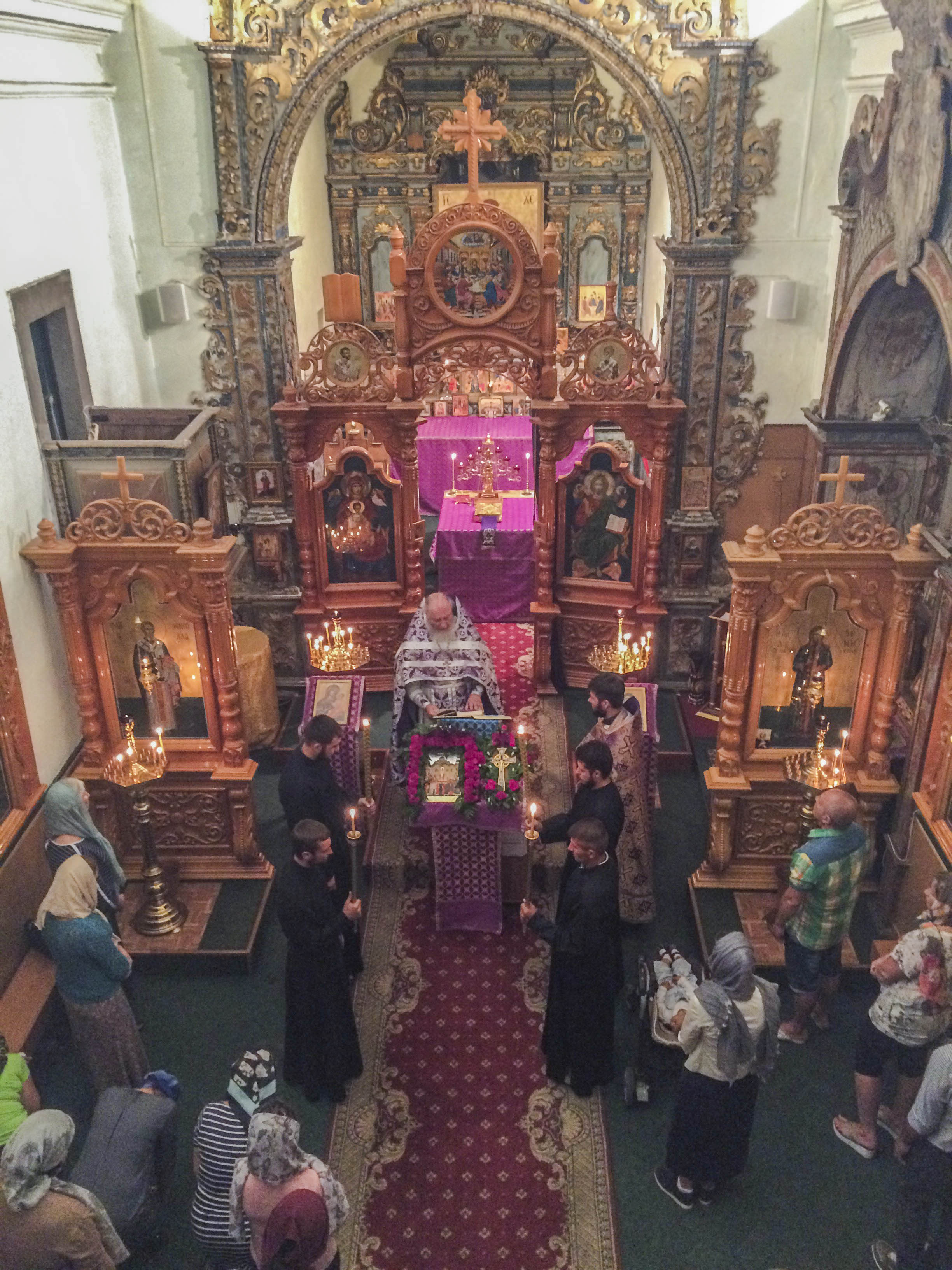 Литургия в православном приходе в Фару (Португалия)