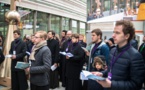 Хор семинаристов участвовал в установке купола и благословении крестов нового православного собора в Париже